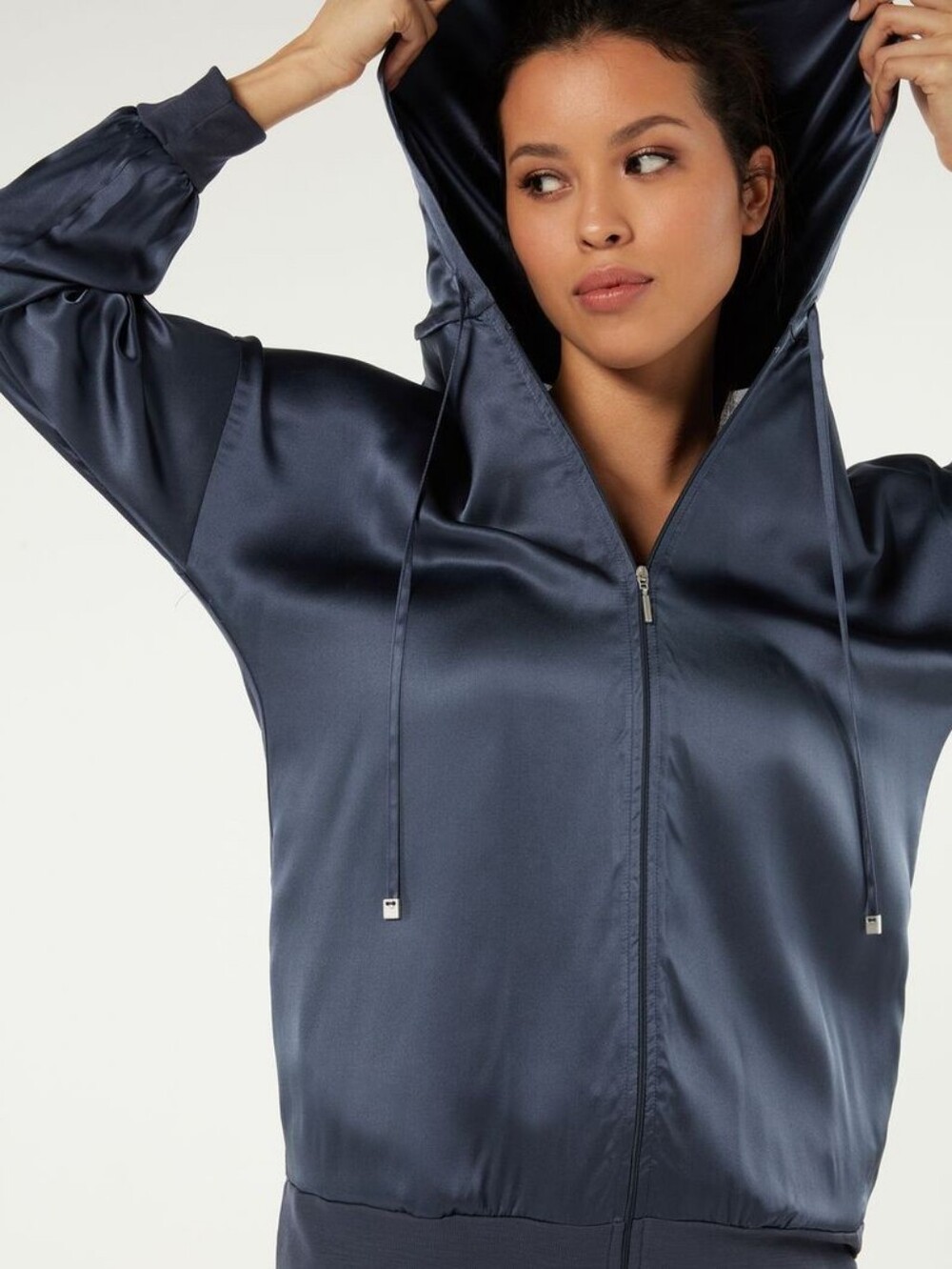 Intimissimi Women 100% Silk Long Zip Up Hoodie Jacket Elegant Blue Size S NWT